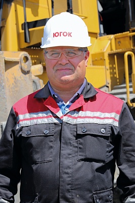 Александр Меньшаков